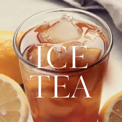 Orzeźwiająca, domowa ice tea z cytryną i lodem. Idealna na upalne dni.